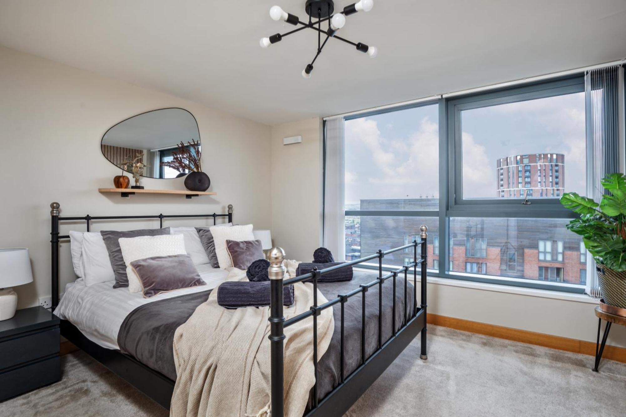 Large Central Penthouse In Leeds Leeds  Buitenkant foto